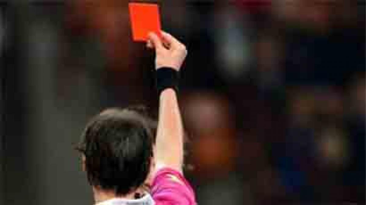 Football referee pays with life for showing red flag